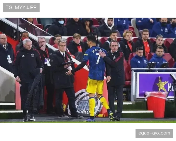 西汉姆联新援苏莱曼闪耀英超，助球队稳居争四行列